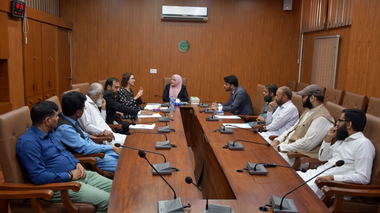Meeting held between Sharī‘ah Academy and UNICEF (Pakistan)